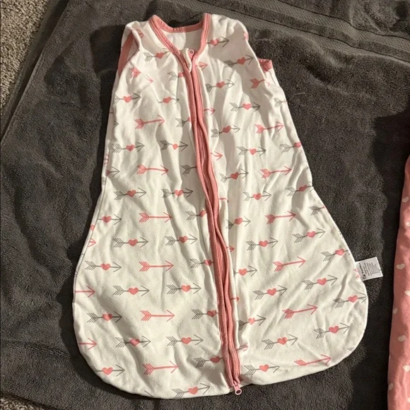 Charming Heart and Arrow Kids Sleep Sacks - Picture 2 of 6